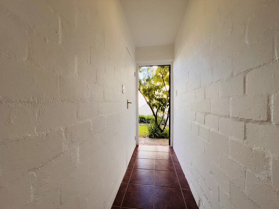 3 Bedroom Property for Sale in Paradise Beach Western Cape
